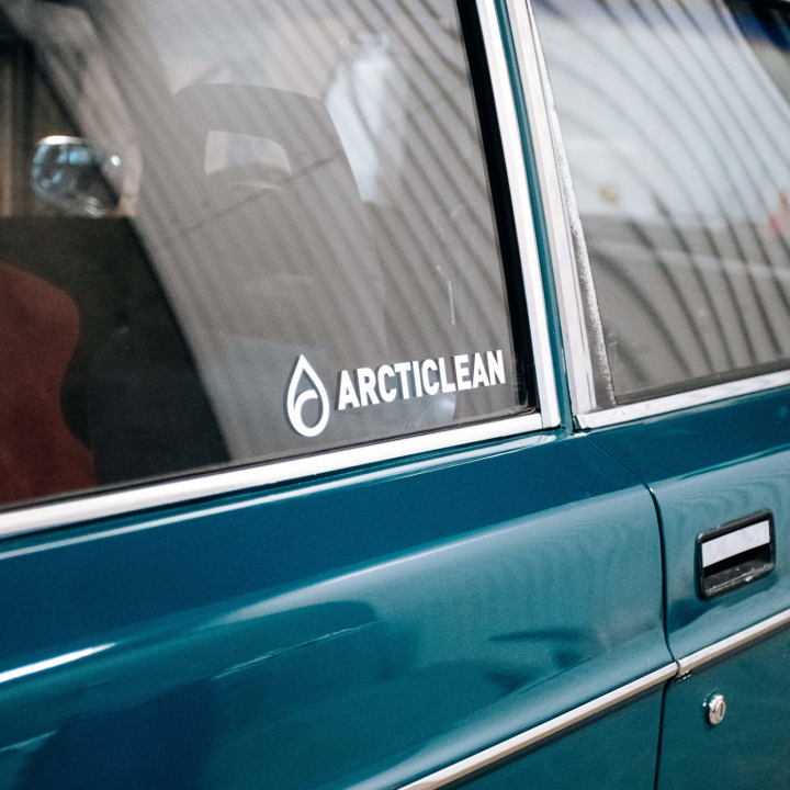 Arcticlean - Sticker utskuren vit/svart, 25 cm i gruppen Accessoarer hos Arcticlean AB (AC-STICKERS250)